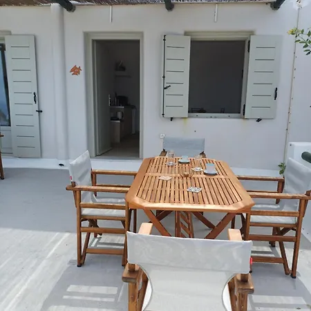 'irene' Cycladic House With Sunrise And Sea View! Foinikiá