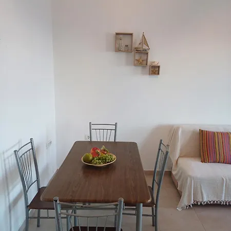 'irene' Cycladic House With Sunrise And Sea View! Foinikiá