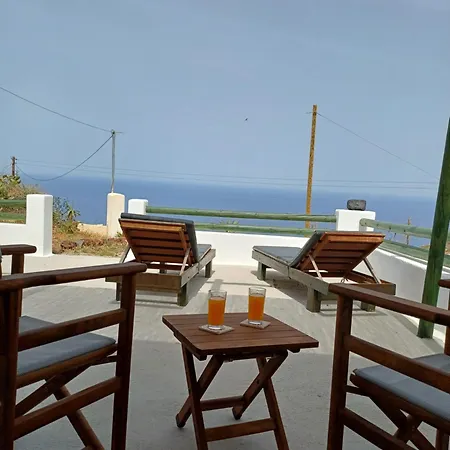 'irene' Cycladic House With Sunrise And Sea View!
