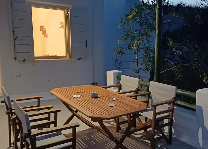 'irene' Cycladic House With Sunrise And Sea View! Prázdninový dům Foinikiá