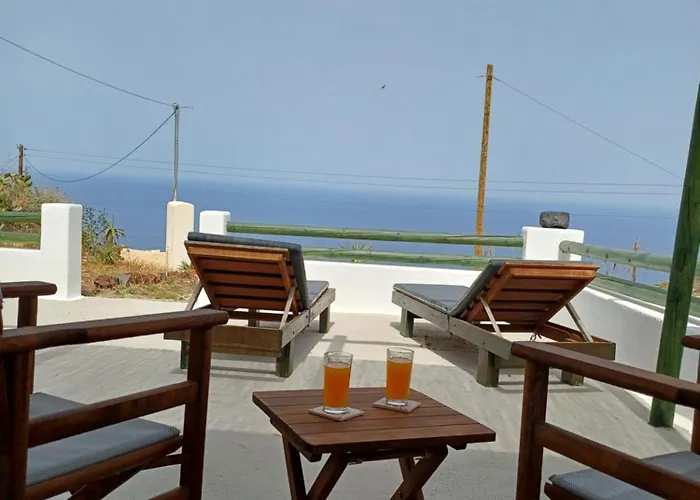 'irene' Cycladic House With Sunrise And Sea View!