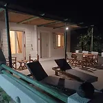 Casa de Férias 'irene' Cycladic House With Sunrise And Sea View! *