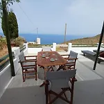 Casa de Férias 'irene' Cycladic House With Sunrise And Sea View! Foinikiá